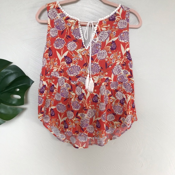 Miss Me Tops - Miss Me Sleeveless Tassel Tie Blouse, Sz Lg